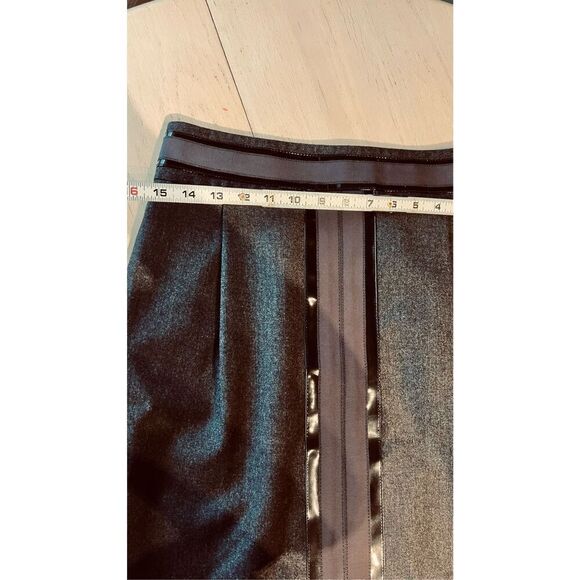 TORY BURCH GRAY SKIRT BLACK PATENT LEATHER TRIM SIZE 8 - Picture 6 of 9